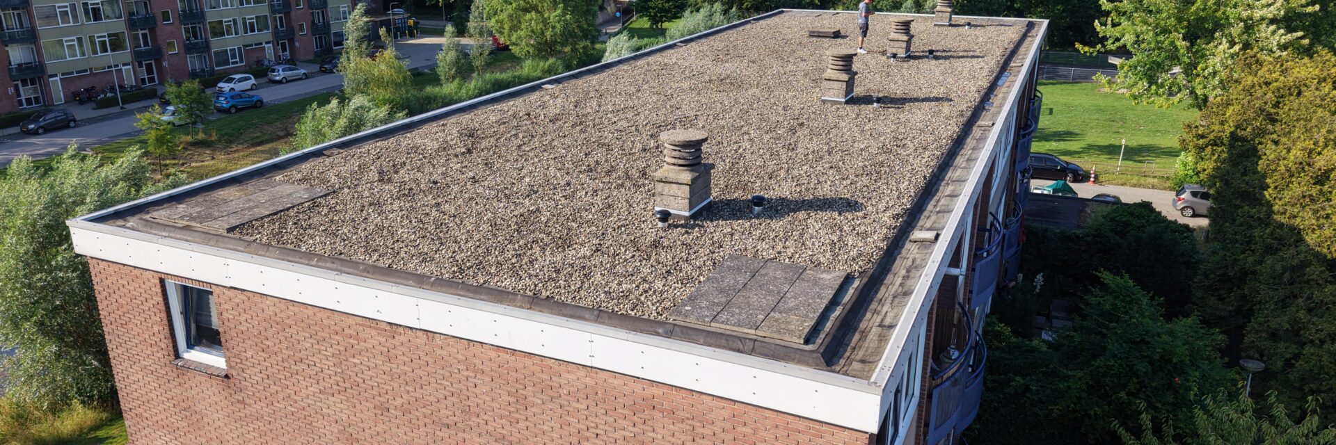 Complete renovatie en isolatie van plat dak in Deventer